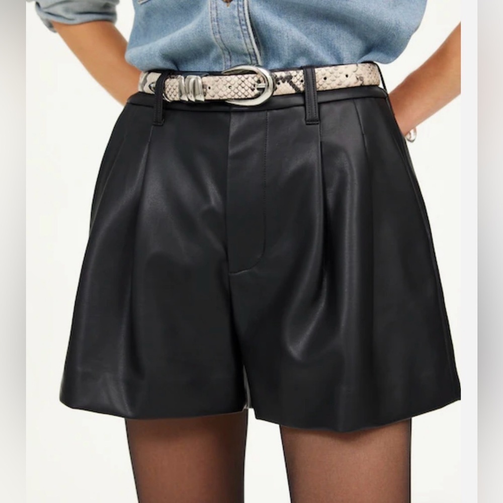 NWT Madewell Easy Pleated Trouser Shorts in Faux Leather